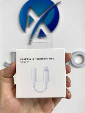 lightning to headphone jack adapter