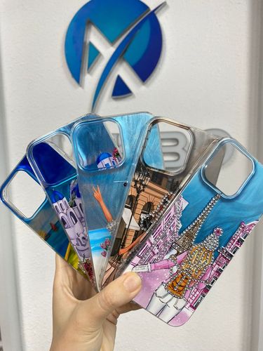 Funda para teléfono con diseño de diamantes.