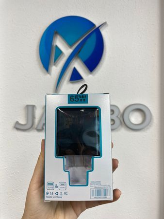 65W travel charger（black and white）